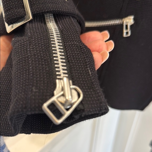 Veronica Beard Black Blazer with Tailored Fit - Picture 6 of 11